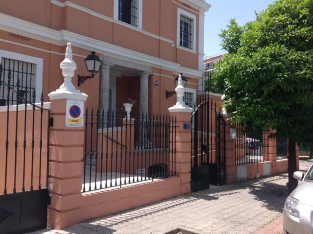 Colegio Mayor Careu - Women Only - University Community セビリア エクステリア 写真